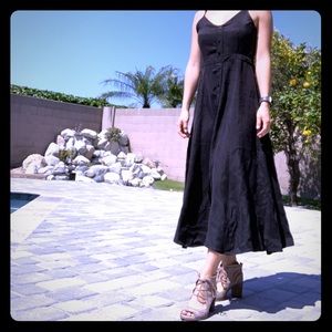 Brand new knot sisters black dress size small